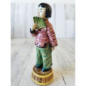 Gort girl fan 202f-jade 1948 Chinese Japanese figurine statue bone china‎